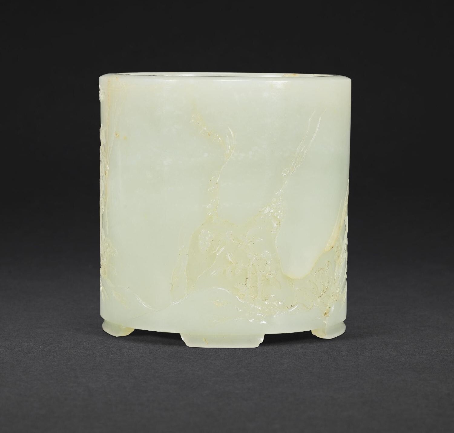 清乾隆 白玉通景仙芝秀竹花卉圖筆筒 QIANLONG PERIOD (1736-1795...